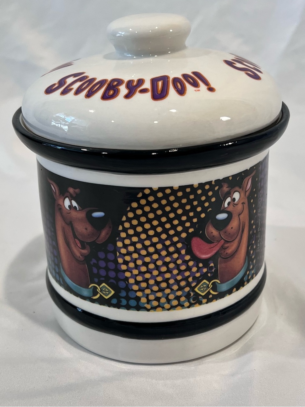 2004 Scooby-Doo Ceramic Treat Jar Hanna-Barbera Cookie Canister Retro Y2K